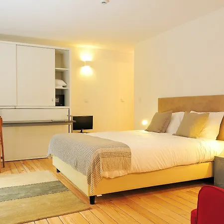Condes De Azevedo Palace Apartments * Porto